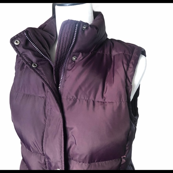 GAP Puffer Vest Size M - Picture 3 of 4